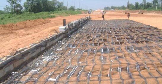 土工格栅施工现场