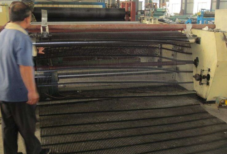 塑料土工格栅生产现场